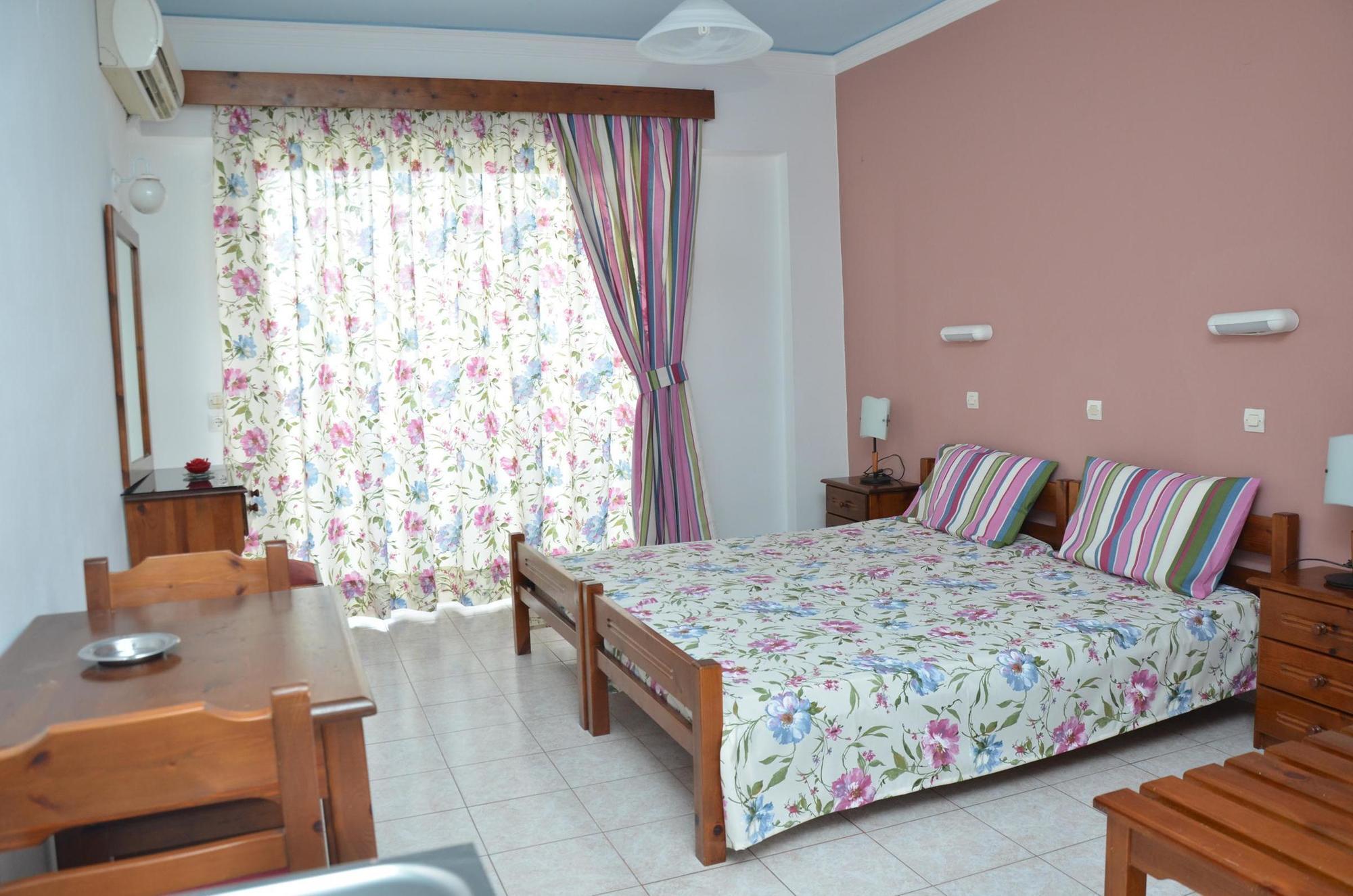 Iatridis Studios Faliraki (Adults Only) Exterior foto